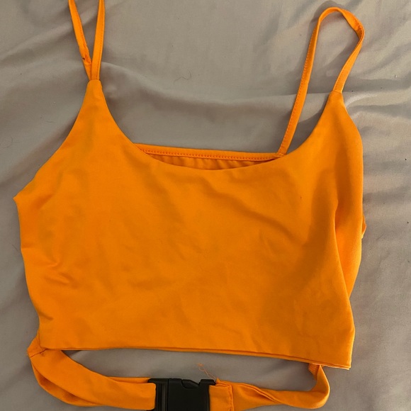 Orange Rave crop top - Picture 2 of 3